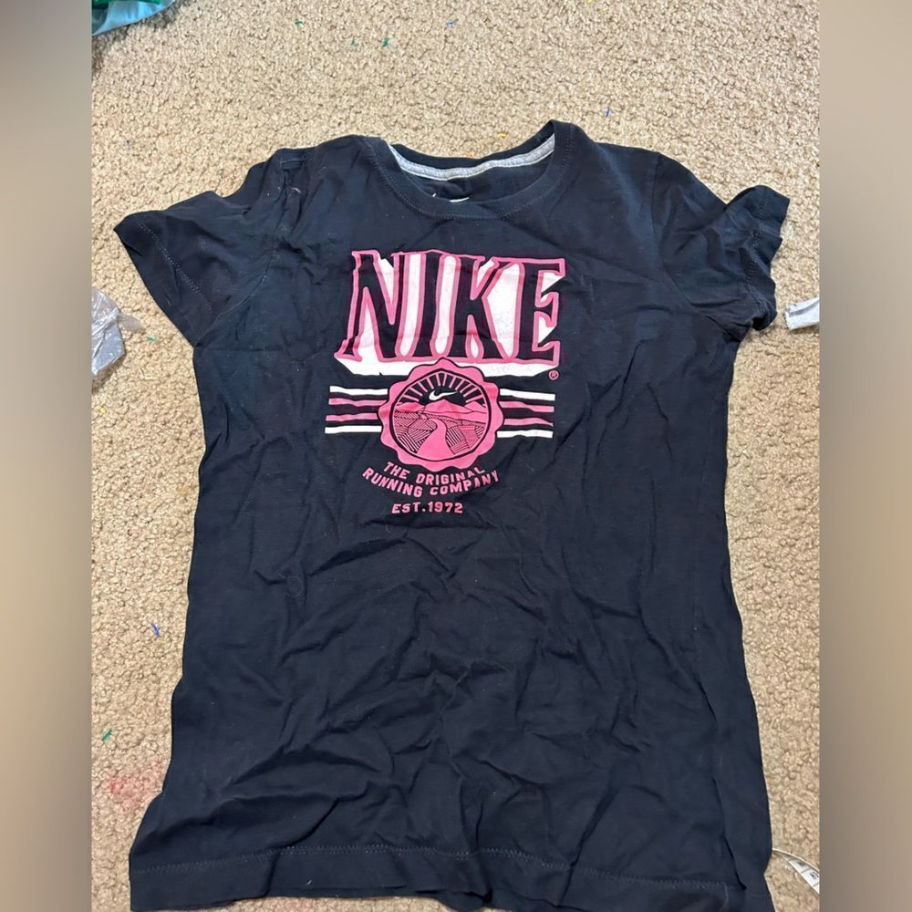 Womens Nike Tshirt
